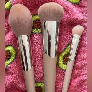 Fenty Makeup Brushes